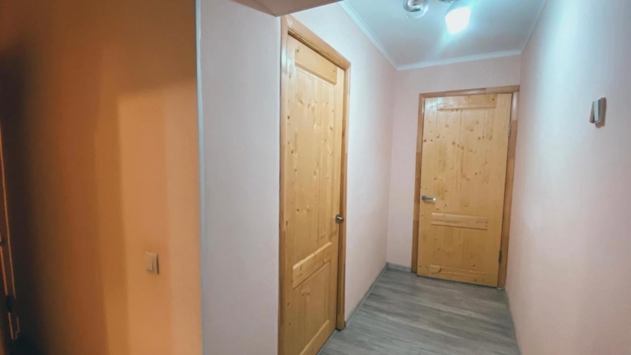 Апартаменты 2 Комн Квартира На Новой Площади Алматы Экстерьер фото